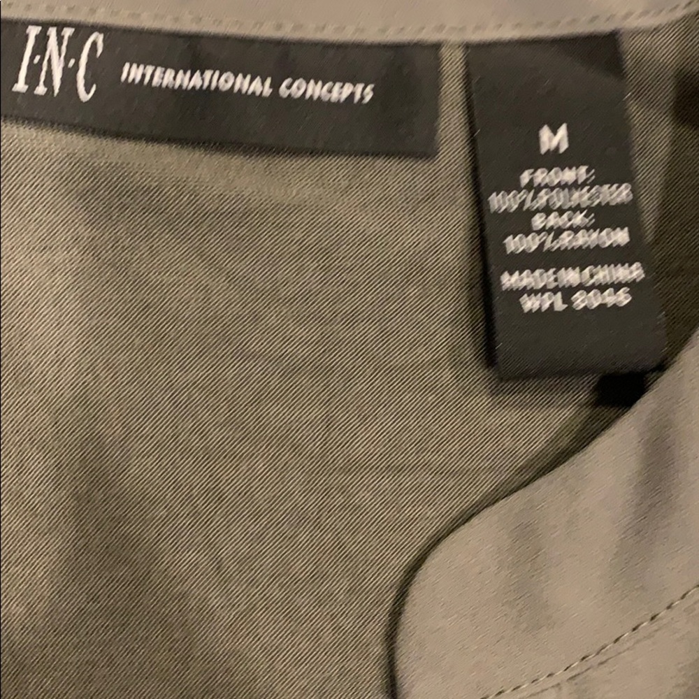 INC v neck button pocket top. - Picture 4 of 5